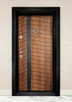 Блиндирана входна врата LCR 2021