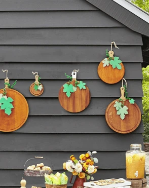 Декорация от дъски за Хелоуин