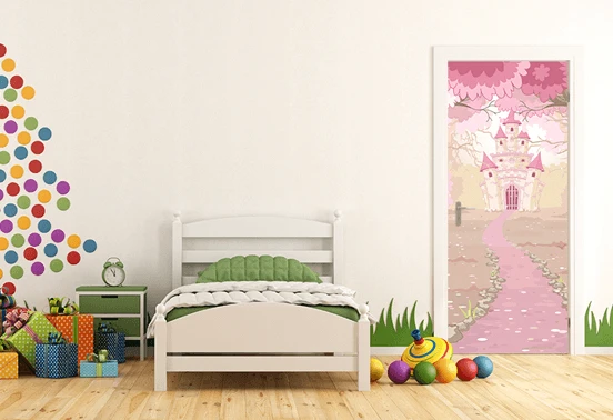 Стъклена врата за детска стая